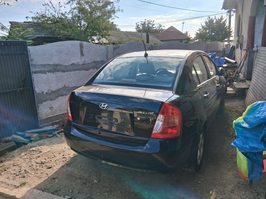 Vând Hyundai Accent 2008