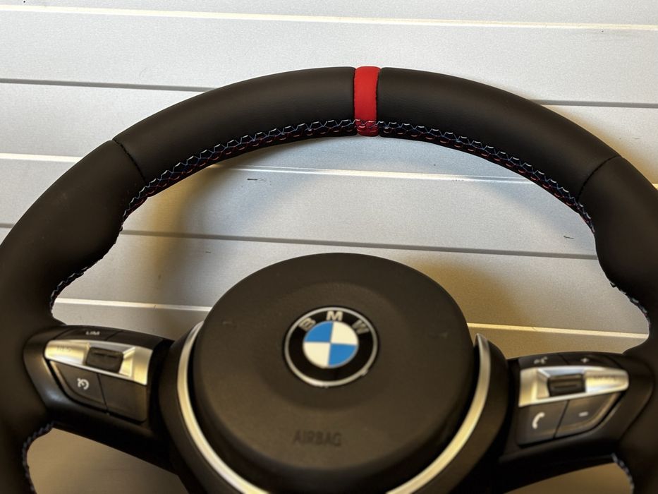 Volan M airbag rotund impecabil original Bmw seria 1 3 4 F20 F21 F20 F30 F32 F35 F31 cod 3074437 Bmw