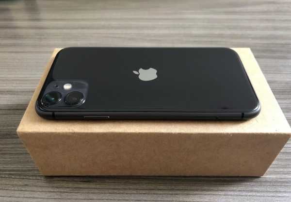 Iphone 11 БАТЕРИЯ - 2 ГОДИНИ ГАРАНЦИЯ - 64GB