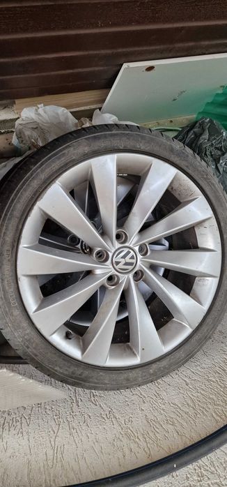 4 anvelope Dunlop vara ,cu jante VW