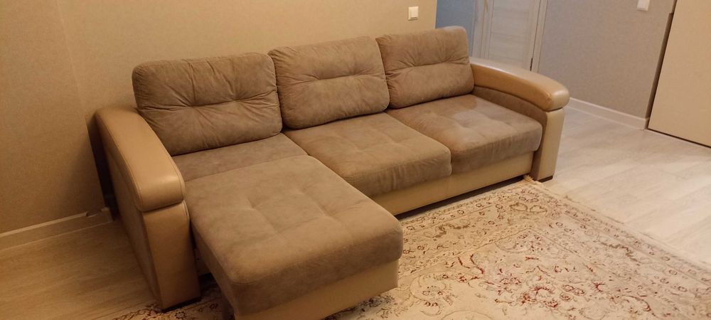 Диван трансформер 70000=  ПУФ- 5000=