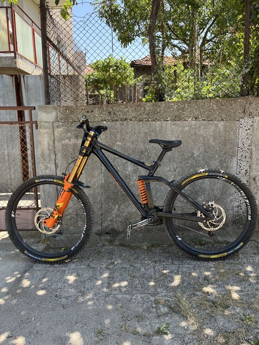 Продавам велосипед Cube Two15 SL 2020.