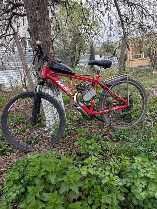 Продам велосипед с бензиновым мотором