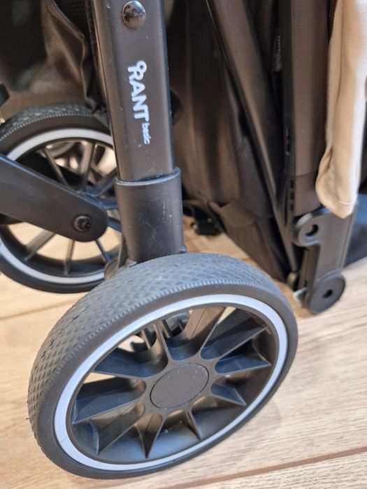 Коляска для прогулки