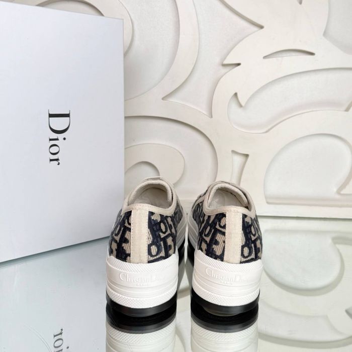 Tenesi Dior dama noi