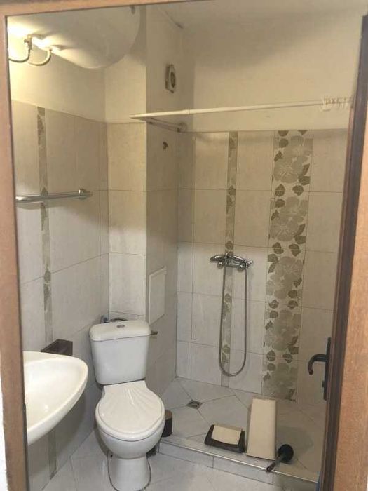 Дава се под наем Двустаен апартамент в Бургас, Меден рудник - зона А - 65 кв.м за 280.5 € - Снимка #1