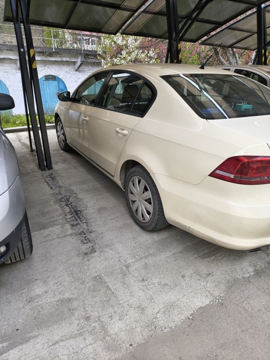 Vând Passat B7 2012