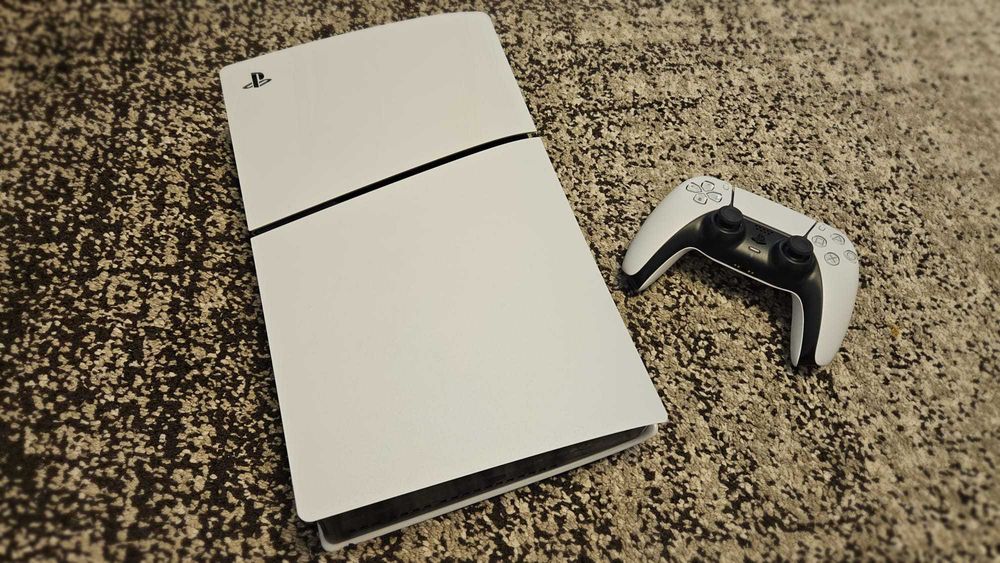 PlayStation 5 Slim impecabil – preț bun