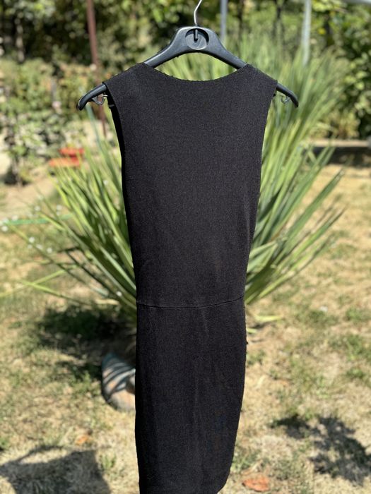 Черна рокля Зара М размер