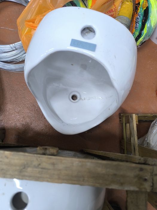 Унитазы на стенный