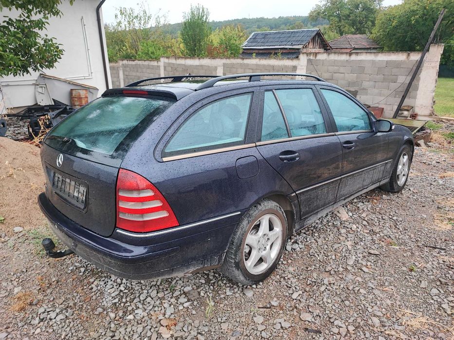 Мерцедес C 270 CDI 170 коня W203 На Части