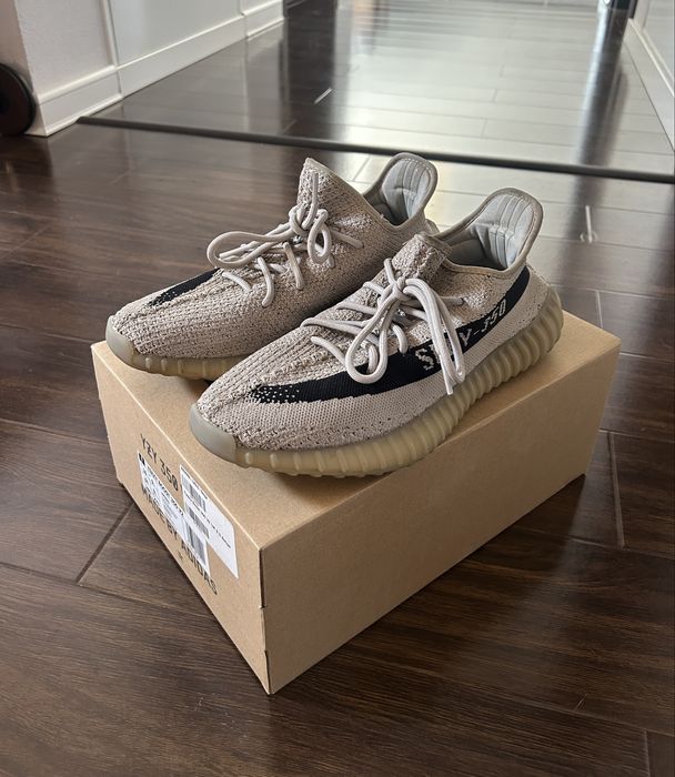 Adidas Yeezy Boost 350 V2