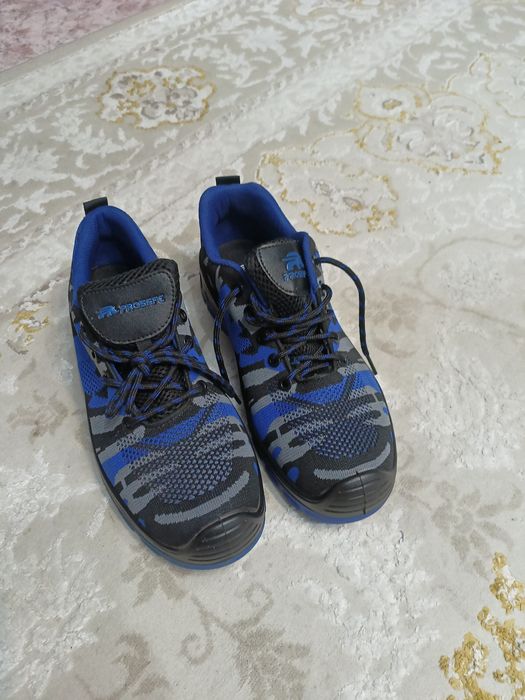 Продам спец обувь фирмы PROSAFE 43 размер,