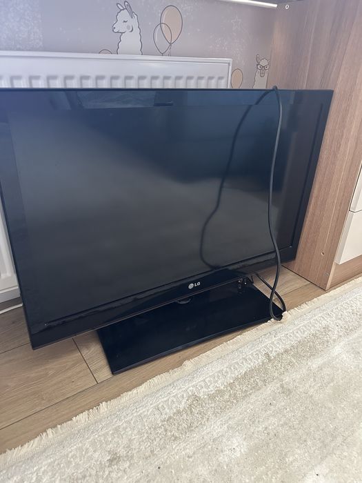 Телевизор LG б/у