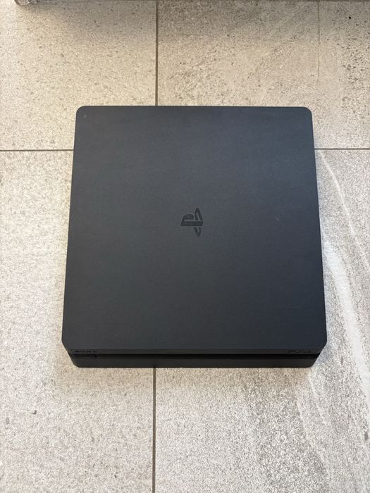 Vand ps 4 slim 500 gb. Orice joc la alegere