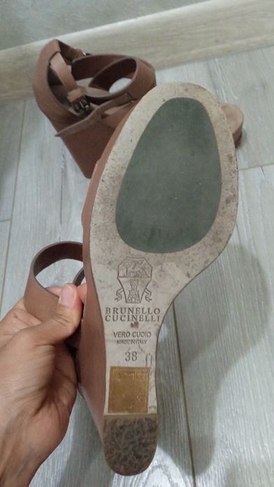 Женская обувь туфли и т.д.