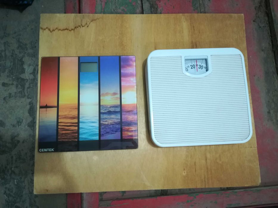 Весы напольные разные