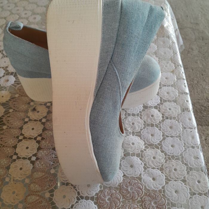 Vand pantofi dama 38