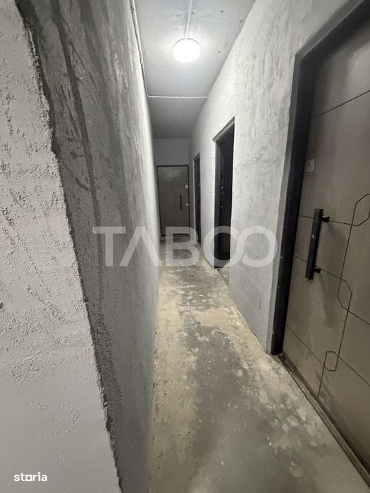 Penthouse panoramic de vanzare la cheie cu terasa de 40 mp Floresti