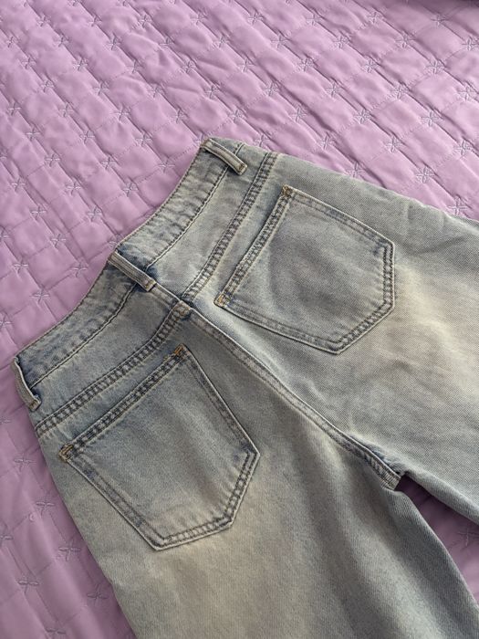 Ефектни дънки с камъни