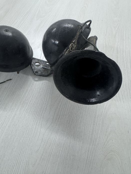 Сигнал на победа и на ГАЗ 21 Волгу