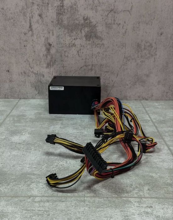 AeroCool VX Plus 600W blok pitaniya