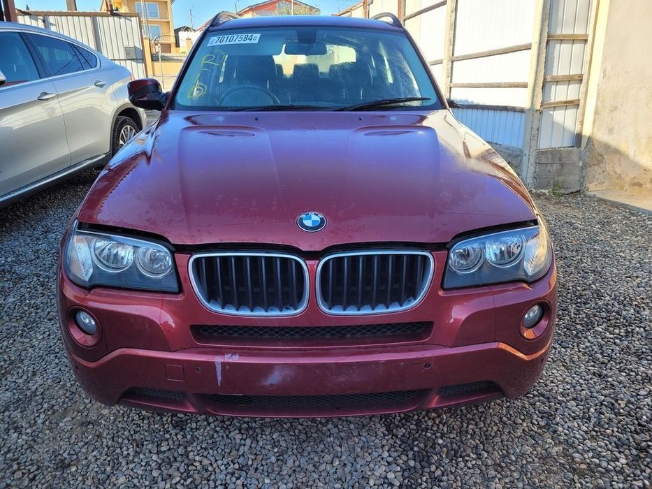 Aripa Stanga Fata BMW X3 E83 Facelift 2008 - 2010 4 Usi ROSU (1100)