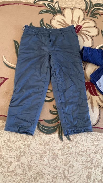 Продаётся тёплая рабочая одежда (куртка + штаны)