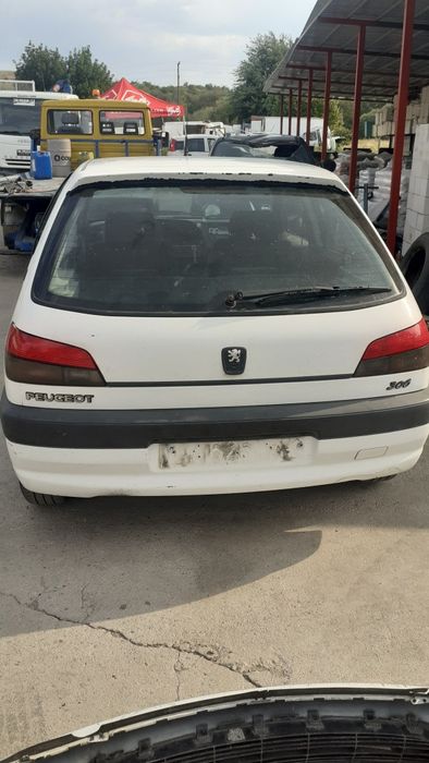 Peugeot 306-1.9td/90к.с./2003год-на части