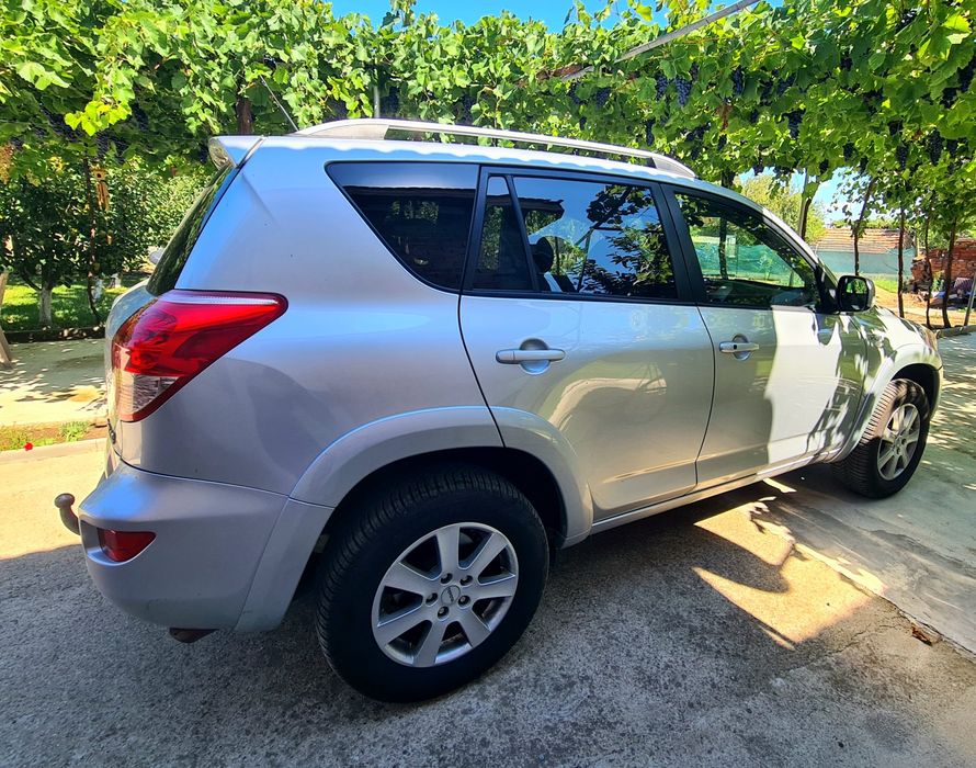 Toyta RAV4 в отлично състояние