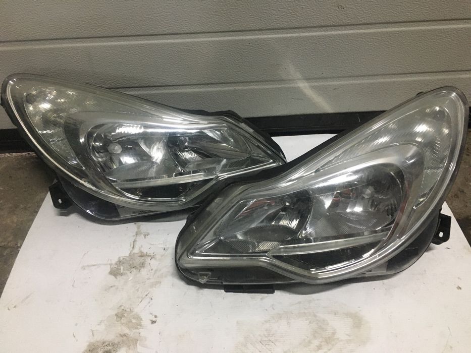 Faruri St/Dr Opel Corsa D Facelift. 2011-2014. Volan Stinga.
