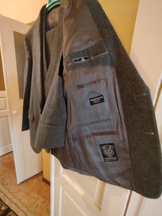 Мужской костюм новый