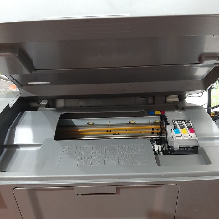 Продам МФУ EPSON Stylus CX3700