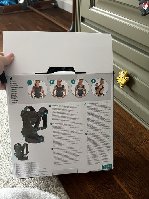 Marsupiu portbebeul unic Flip Advanced 4 în 1