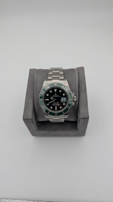 Rolex Submariner 116610LV Hulk  2016