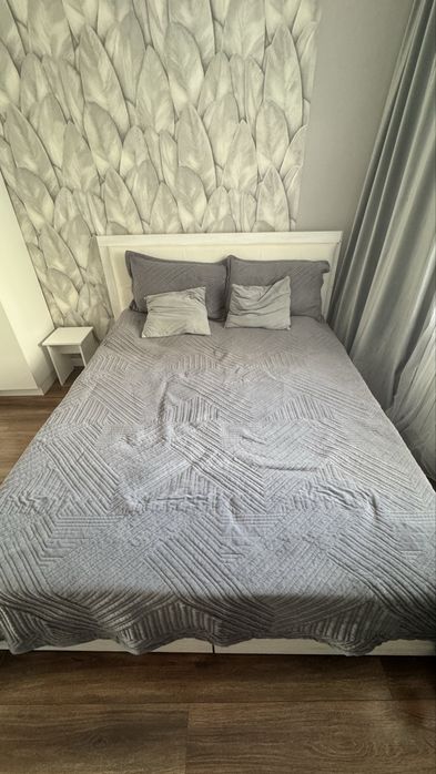 Двухспальная кровать