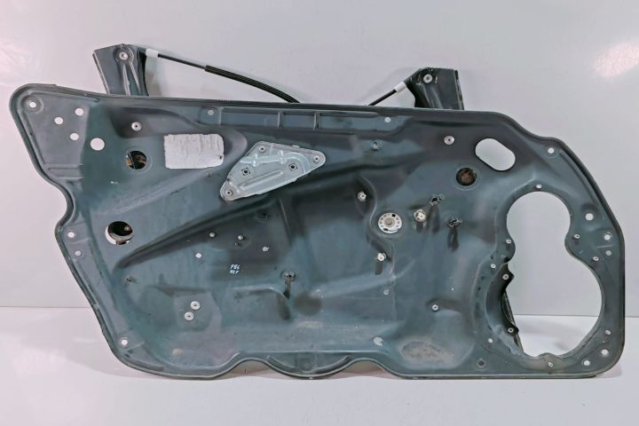 Macara stanga fata 3C1837755F Volkswagen VW Passat B6