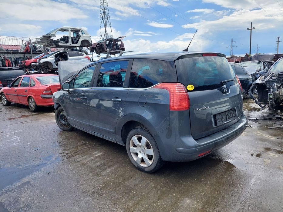 Dezmembram Peugeout 5008, an 2012, 1.6 HDI, cutie Automata
