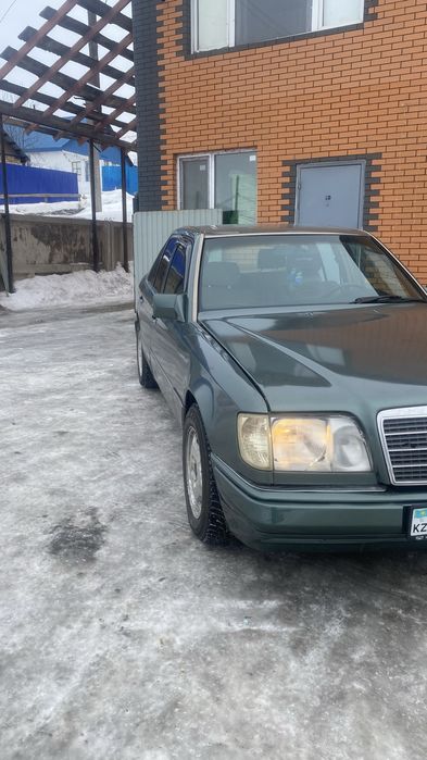 Продам Мерседец Е280