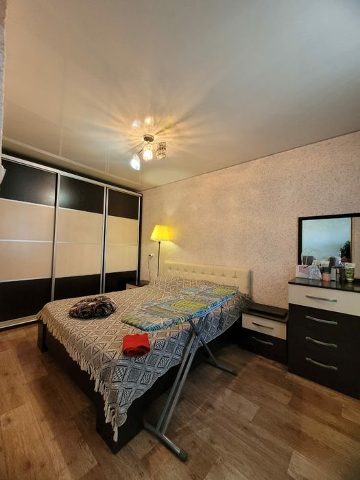 Продается 3 комнатная квартира в районе  Океан!