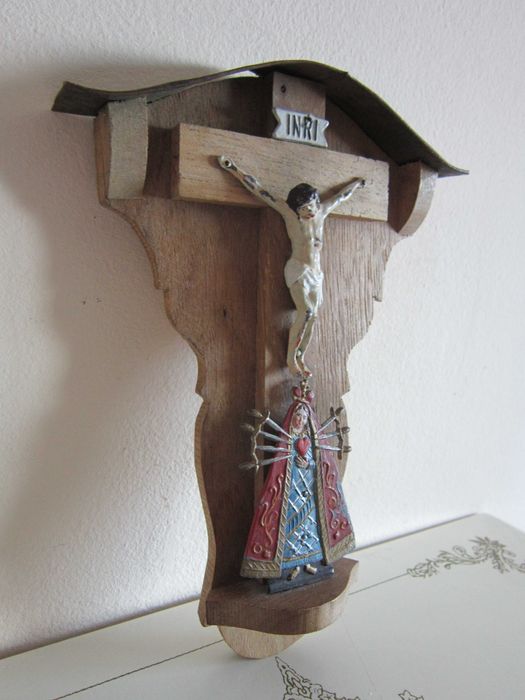 cadou rar Troita mica handmade Germania 1950