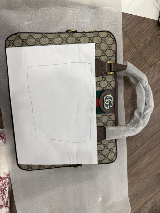 Сумка. Подходит для макбука