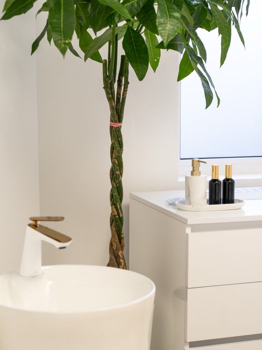 Inchiriez post cosmetica/gene/masaj etc