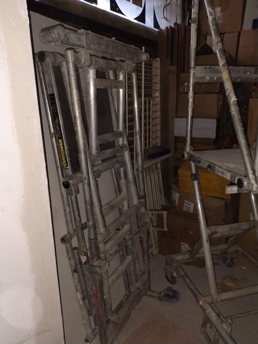 Сгъваемо алуминиево скеле