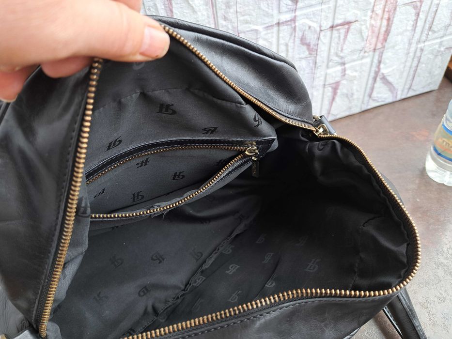 дамска чанта,черна Roberto Botticelli италианска чанта-естествена кожа