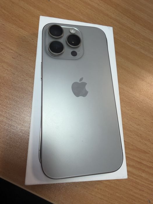 Iphone 16 Pro 256GB Natural Titanium