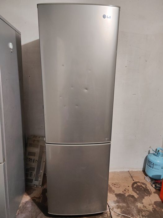 Холодильник рабочий