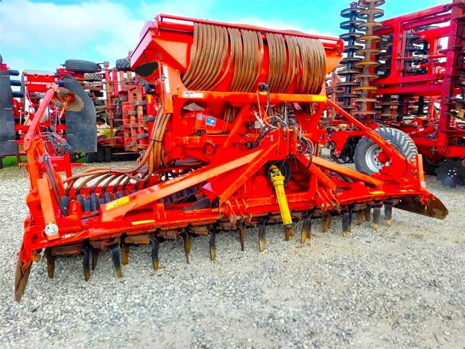 Semanatoare Pneumatica  Kuhn Venta + Freza an 2019 Vaderstad amazone