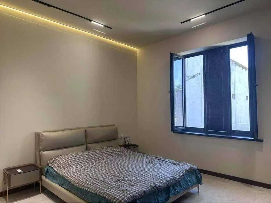 Сдаётся Евродом возле 4 роддома, можно под офис / id888 /