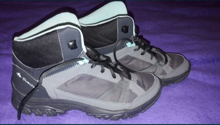 Продам кроссовки в идеальном состоянии.